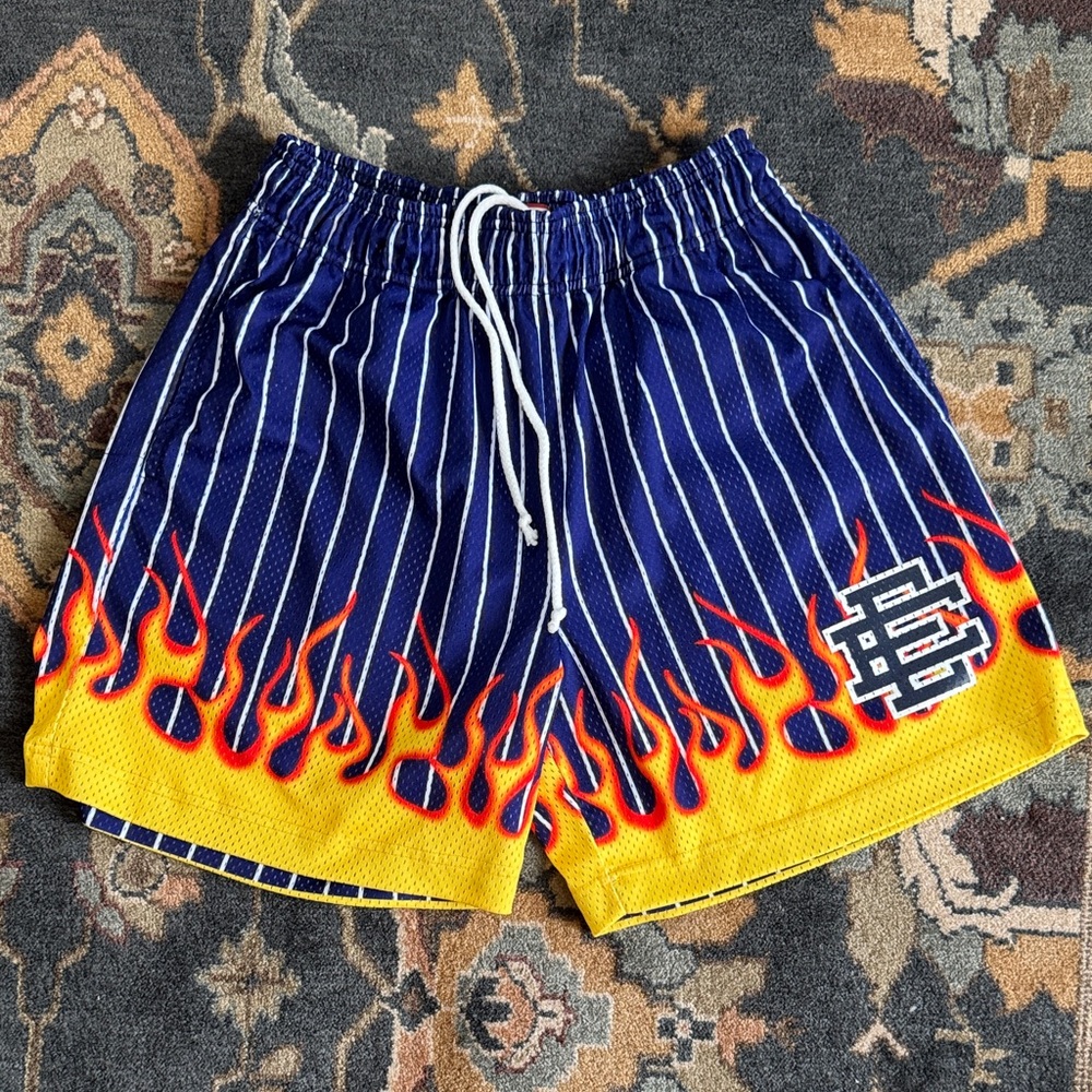 Eric Emanuel shorts sz M